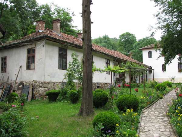 Монастырь "Святая Троица" - Болгария.