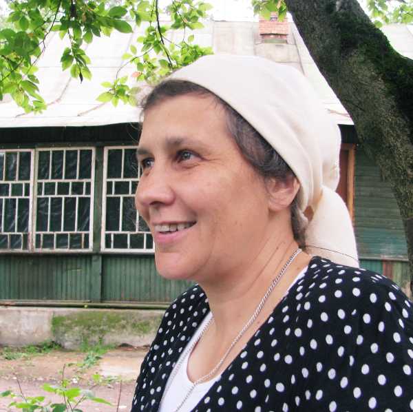 Ольга Анатольевна - ответственная за лавку