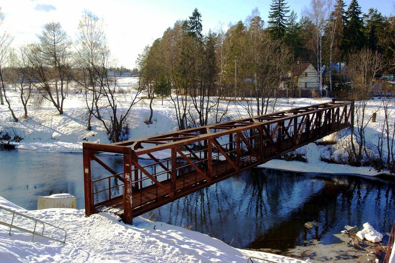 Метростроевский мост через реку Оредеж в поселке Вырица