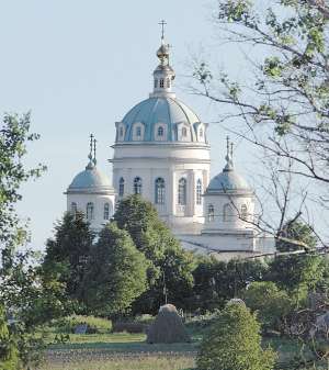 Церковь Сошествия Святого Духа в Новом Переславского района Ярославской области