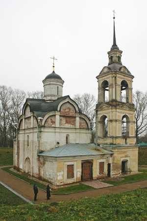 Вознесенская в валах церковь (она же церковь Исидора Блаженного) в Ростове Ярославской области (2)