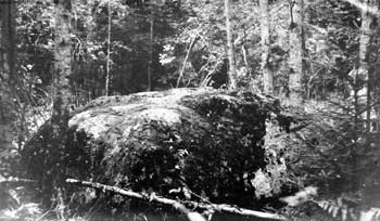 Мама-камень, обозначавший в XVII веке русско-шведскую границу